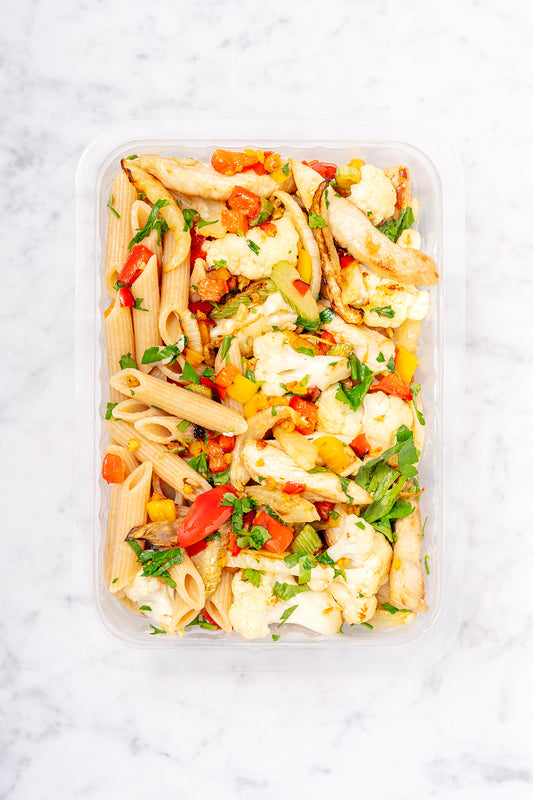 Sauté de volaille aux petits légumes & pâtes semi-complètes